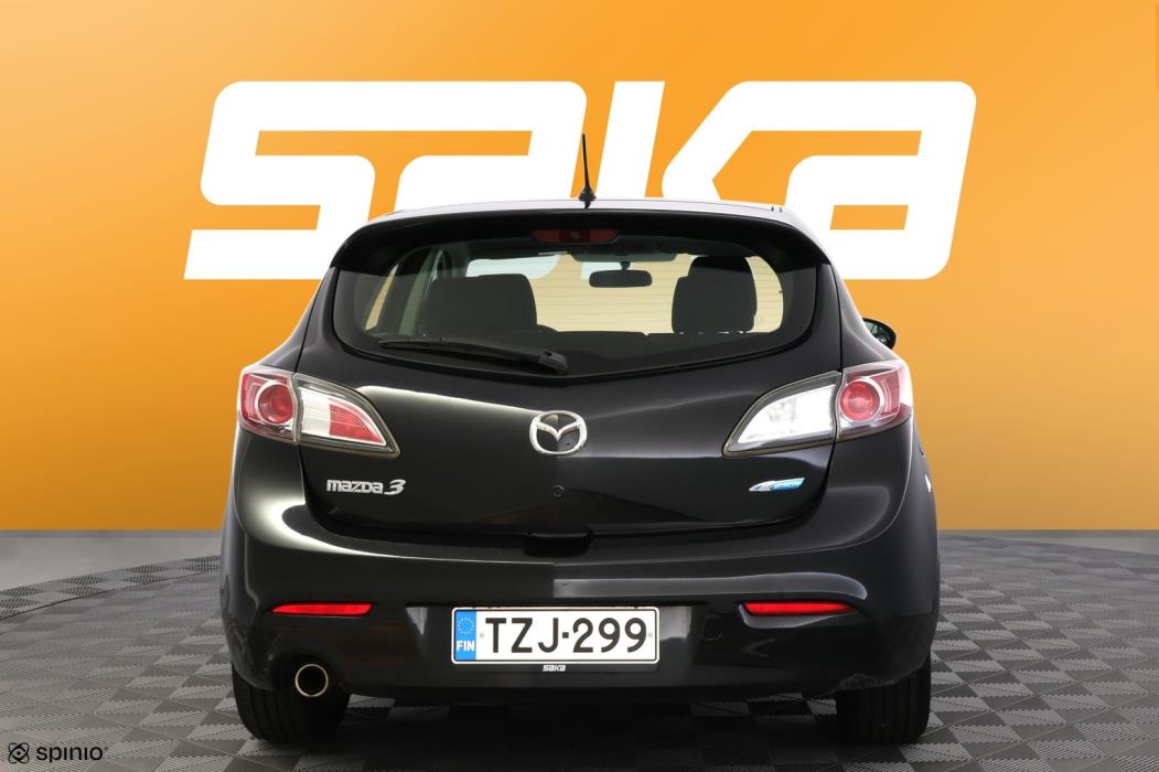 MAZDA 3 2012