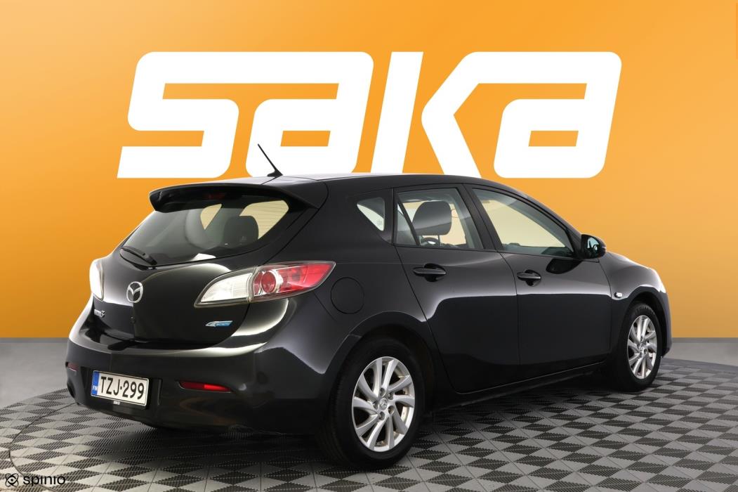 MAZDA 3 2012