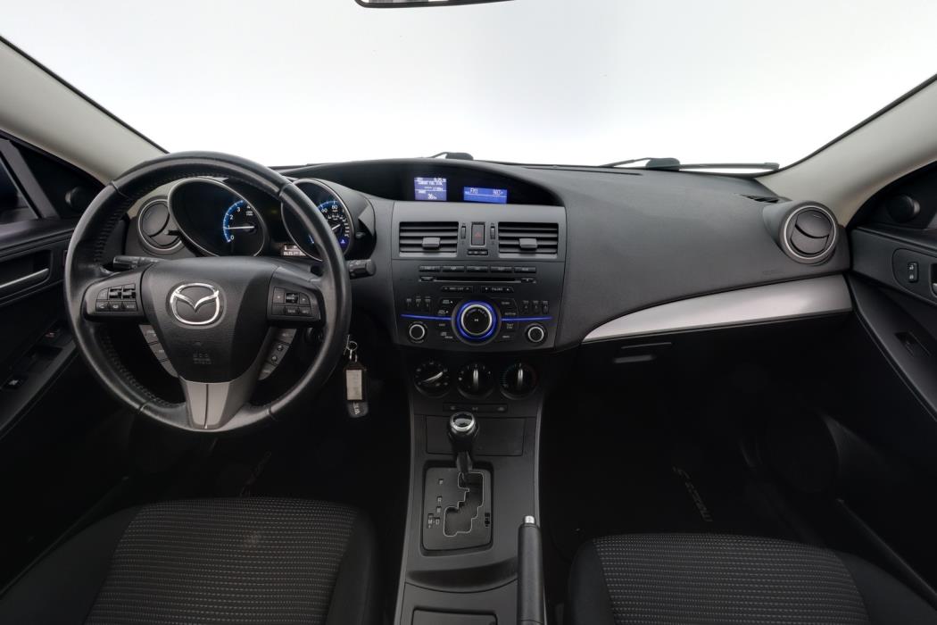 MAZDA 3 2012