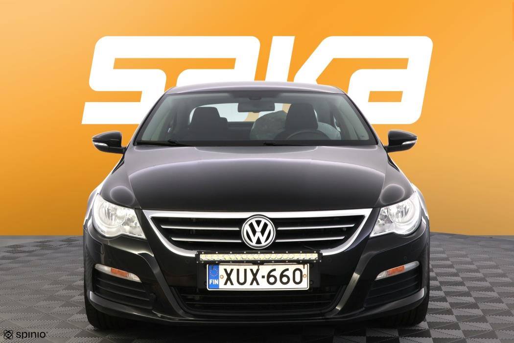 VOLKSWAGEN Passat CC 2010