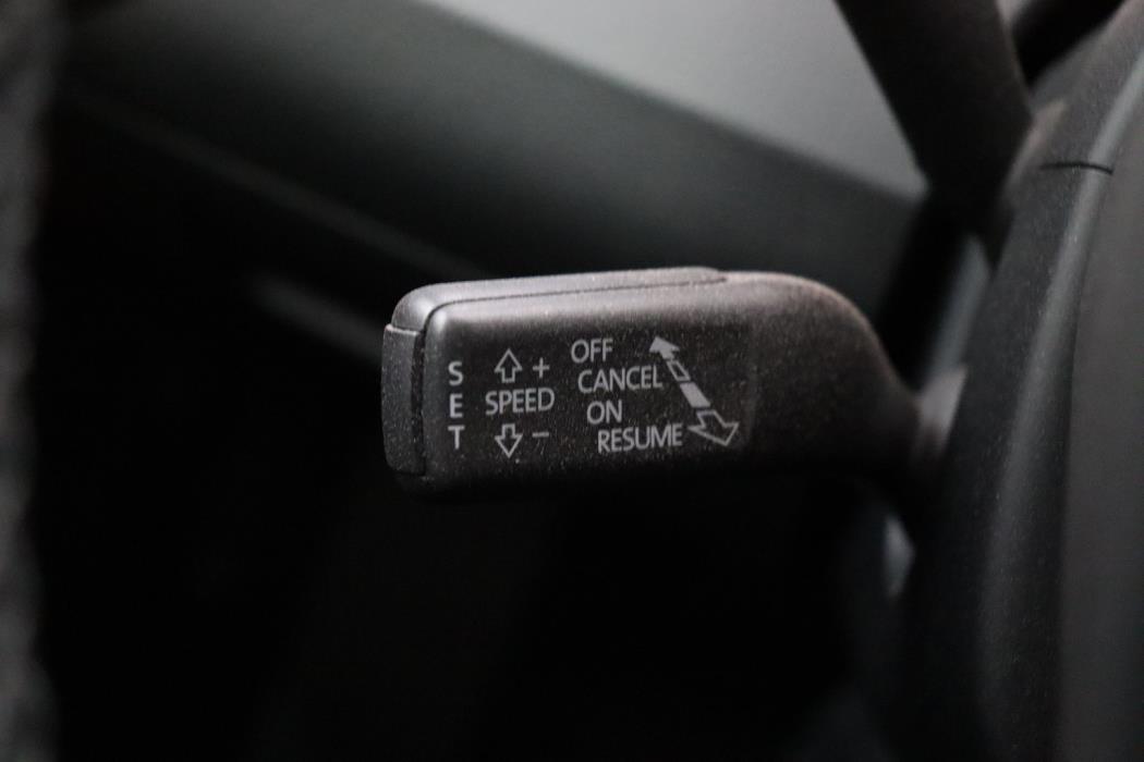 VOLKSWAGEN Passat CC 2010