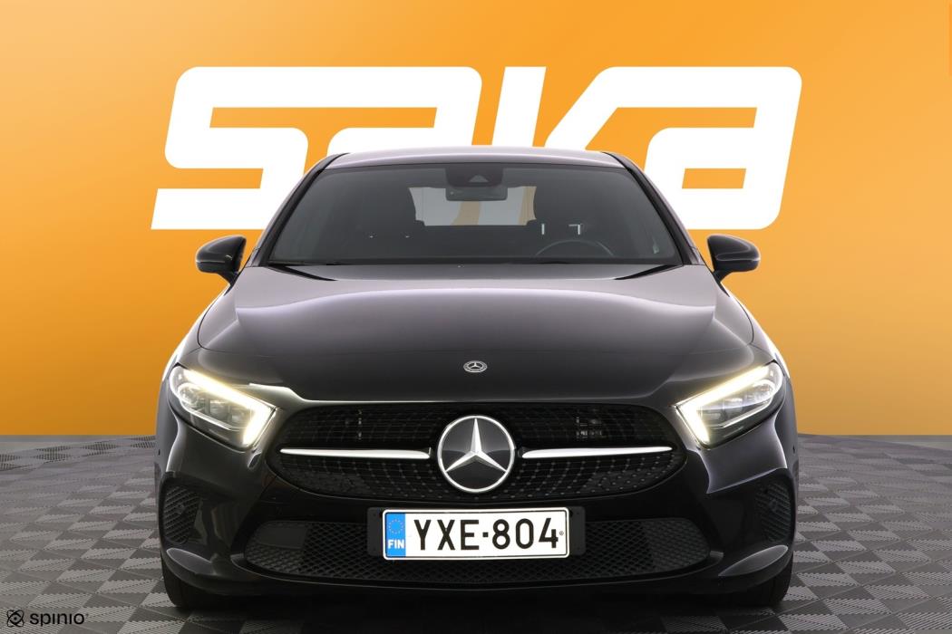 MERCEDES-BENZ A 2020