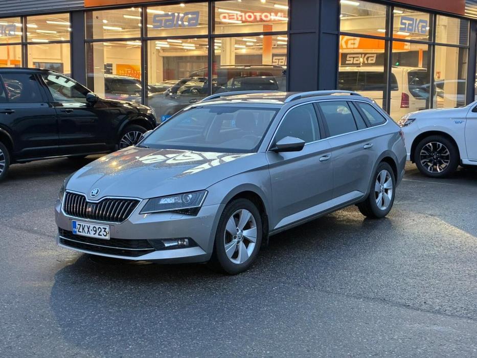 SKODA Superb 2017