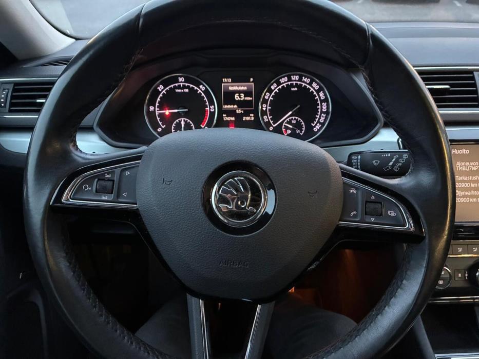 SKODA Superb 2017