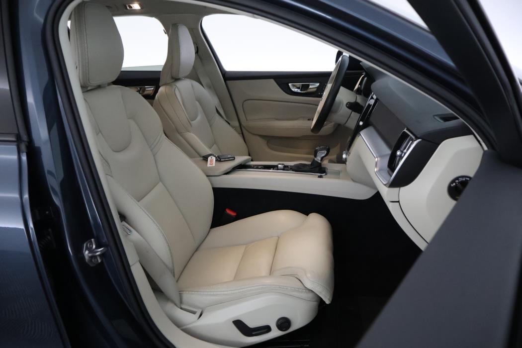 VOLVO V60 Cross Country 2019