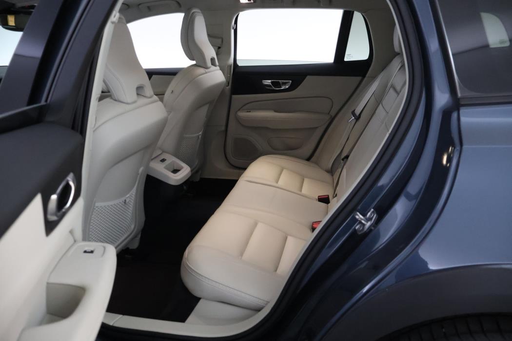 VOLVO V60 Cross Country 2019