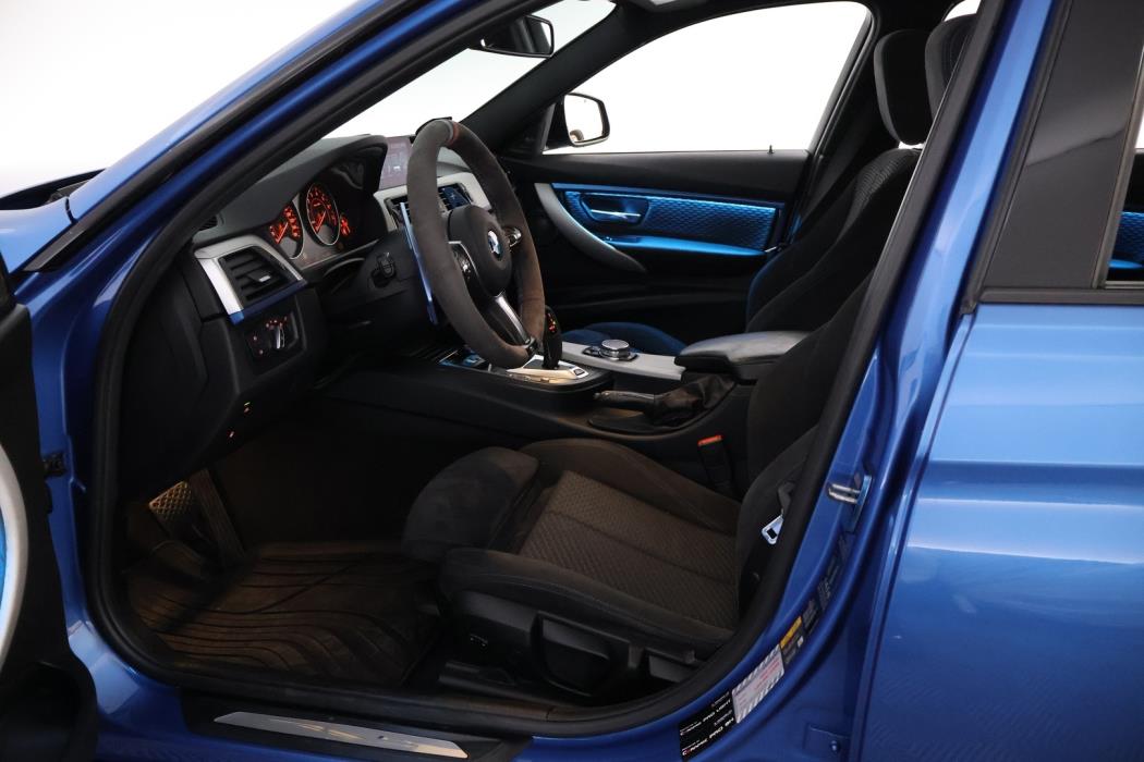 BMW 330 2017