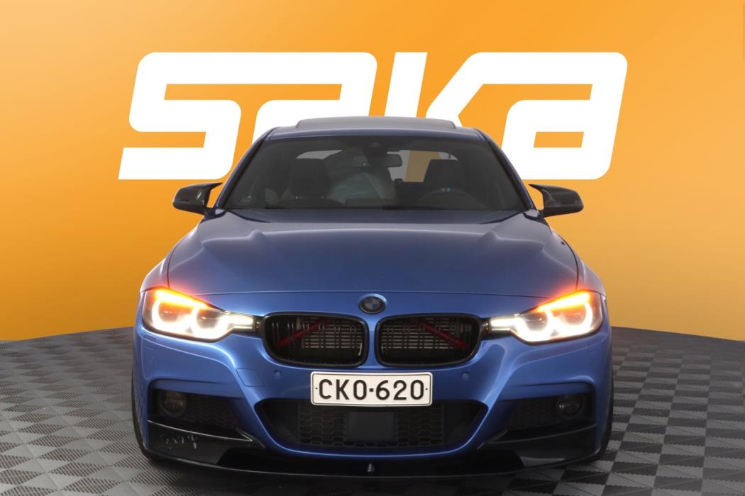 BMW 330 2017