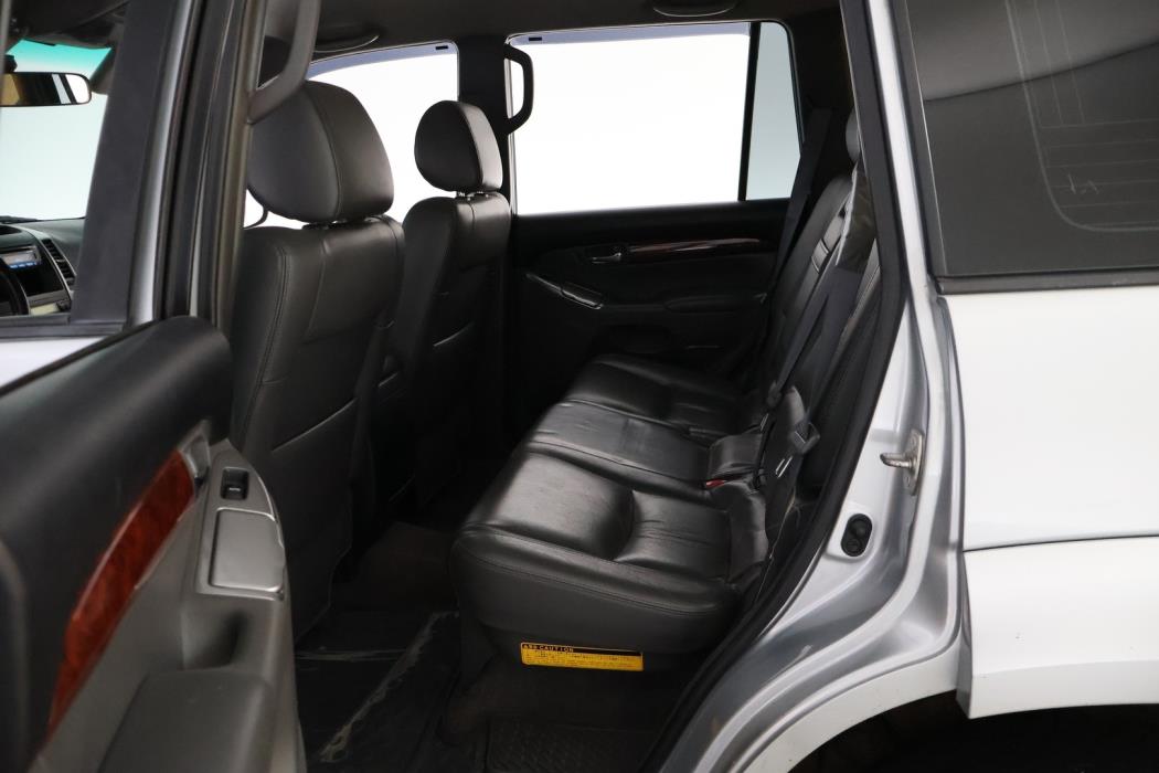 TOYOTA Land Cruiser 2006