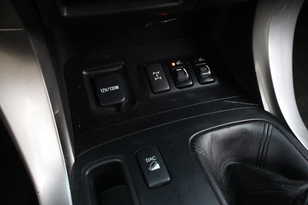 TOYOTA Land Cruiser 2006