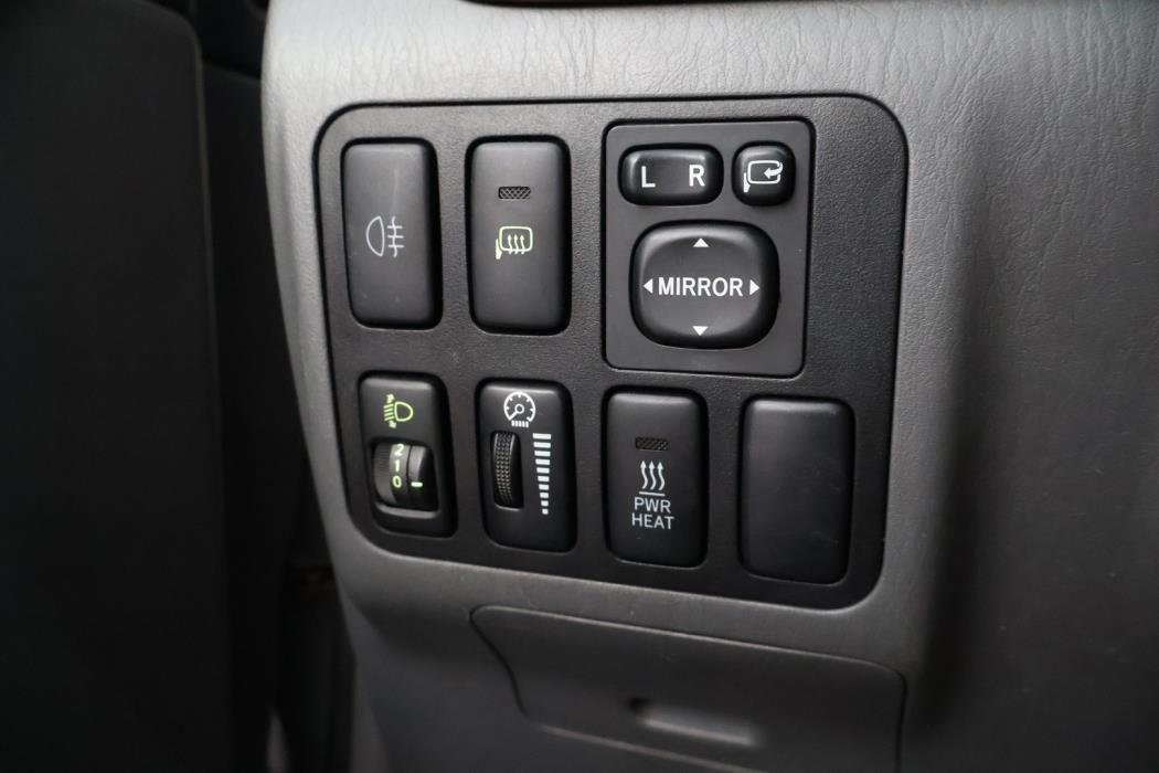 TOYOTA Land Cruiser 2006