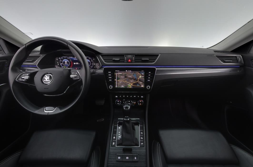 SKODA Superb 2021