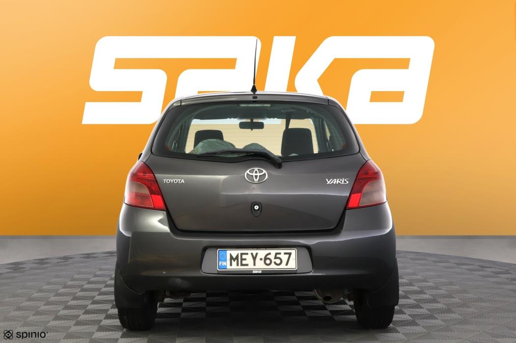 TOYOTA Yaris 2008
