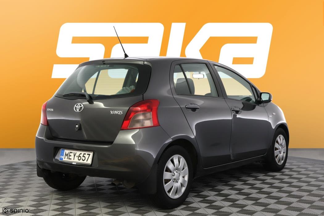 TOYOTA Yaris 2008