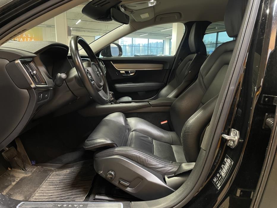 VOLVO V90 Cross Country 2019