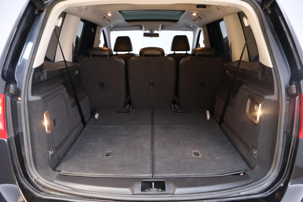 VOLKSWAGEN Sharan 2012