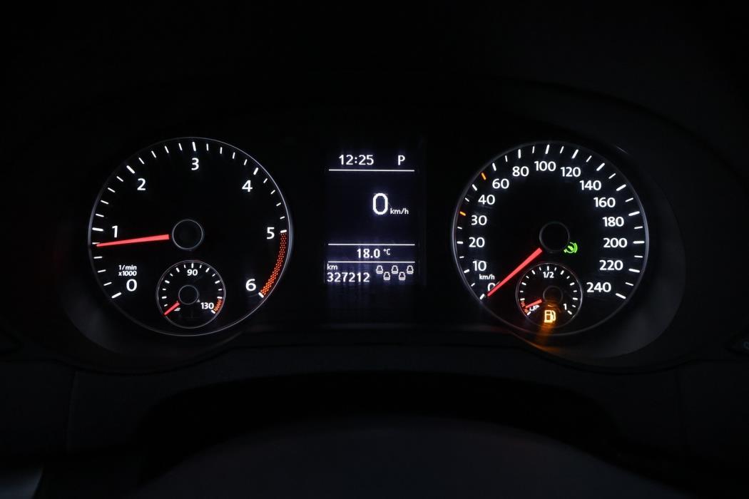 VOLKSWAGEN Sharan 2012