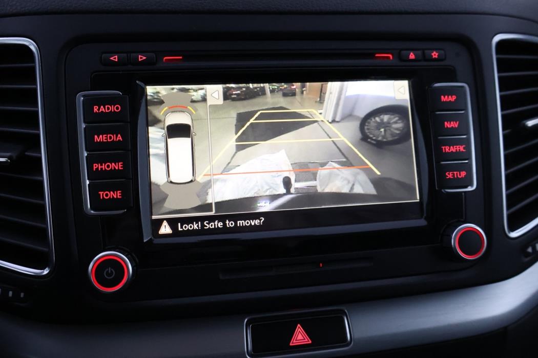 VOLKSWAGEN Sharan 2012