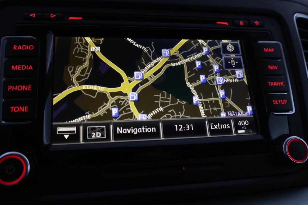 VOLKSWAGEN Sharan 2012