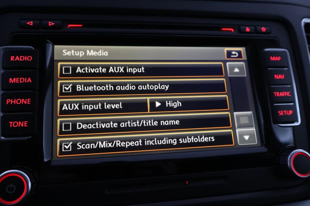 VOLKSWAGEN Sharan 2012