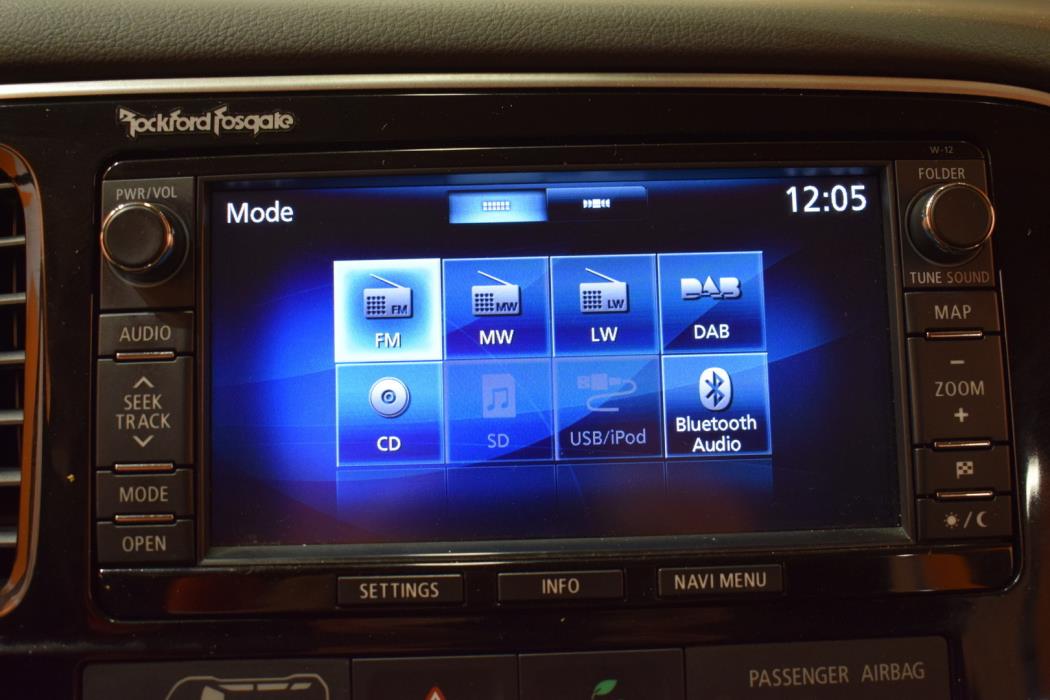 MITSUBISHI OUTLANDER PHEV 2014