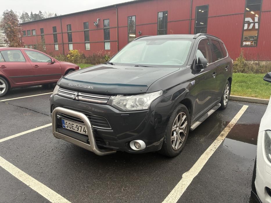MITSUBISHI OUTLANDER PHEV 2014