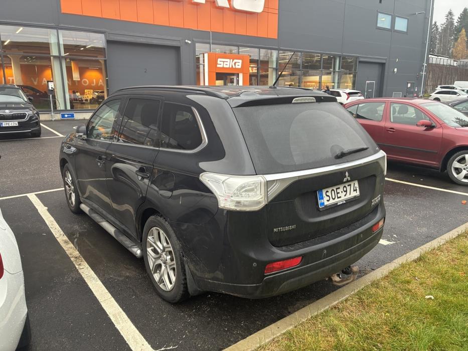 MITSUBISHI OUTLANDER PHEV 2014