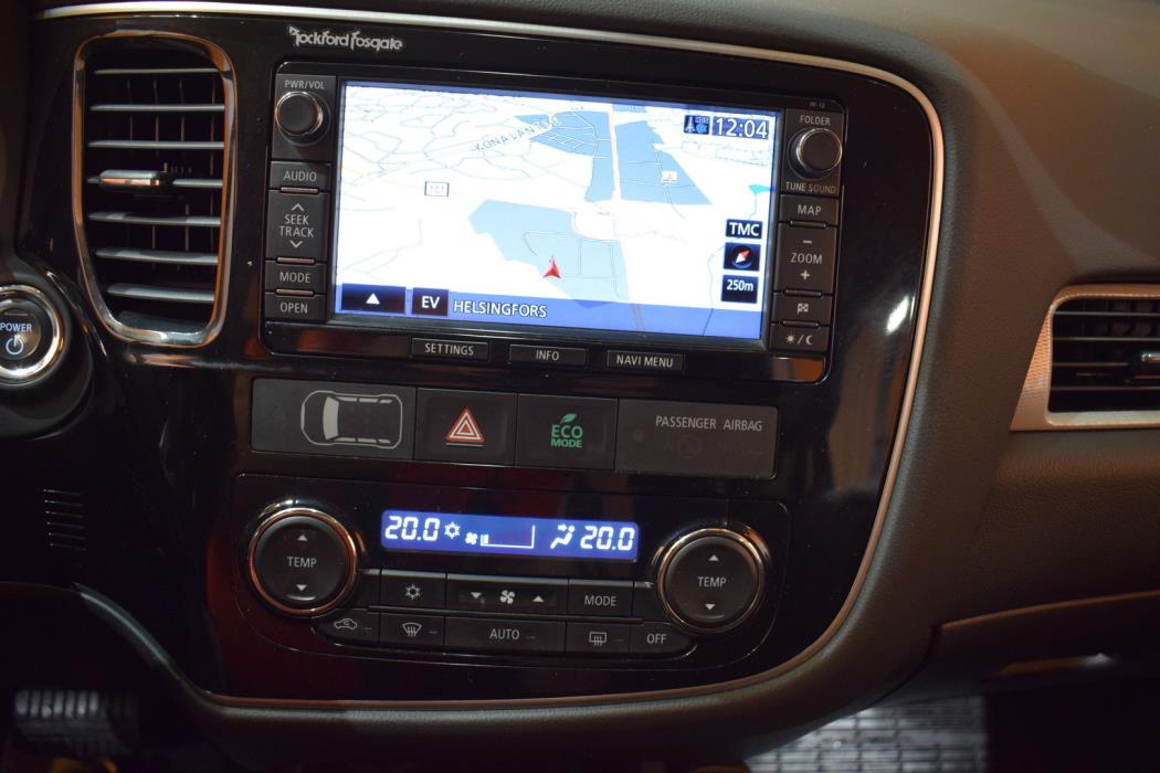 MITSUBISHI OUTLANDER PHEV 2014