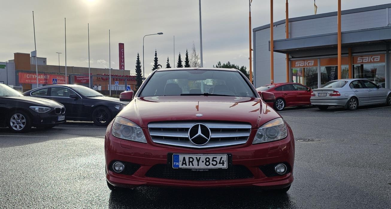 MERCEDES-BENZ C 2009