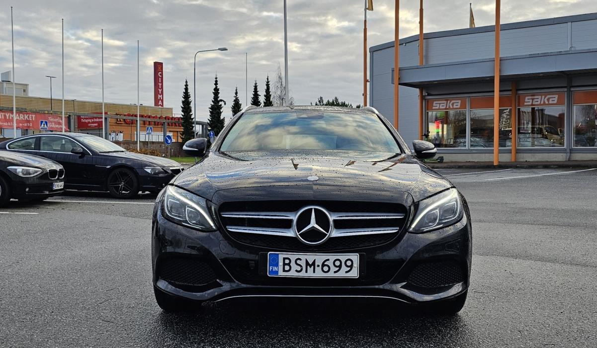 MERCEDES-BENZ C 2015