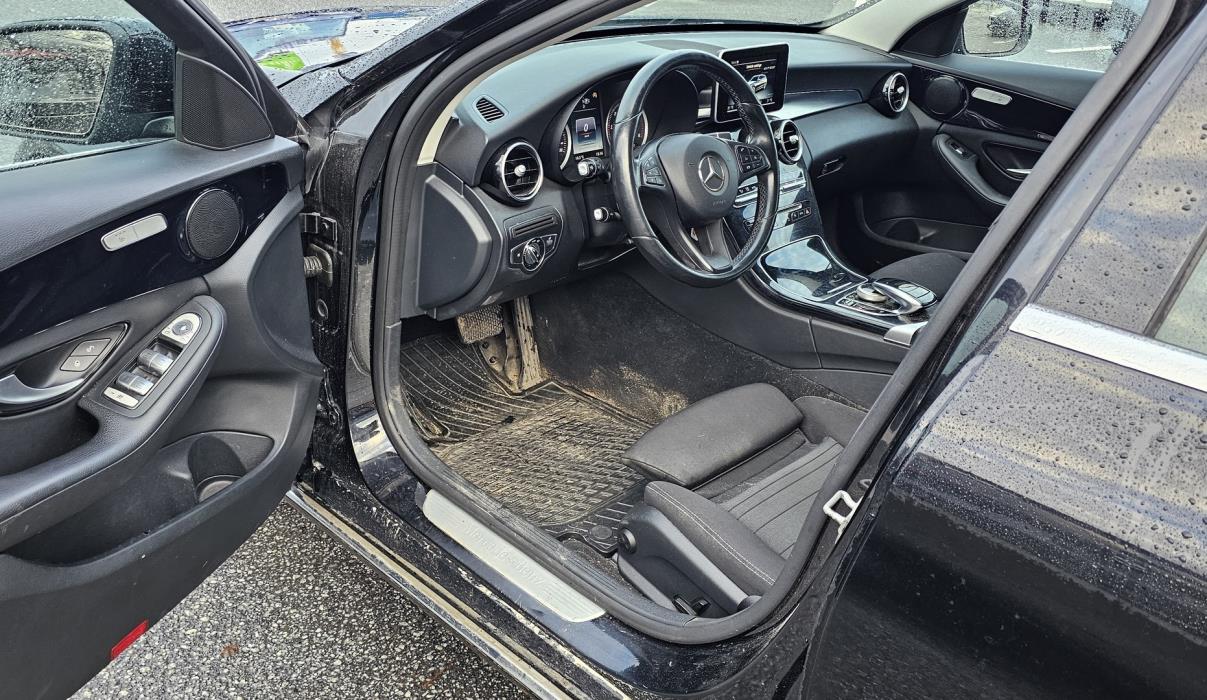 MERCEDES-BENZ C 2015