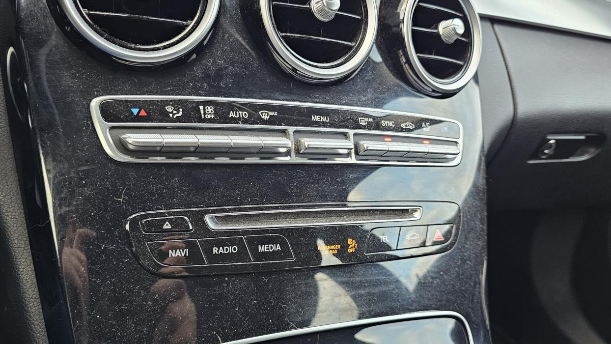 MERCEDES-BENZ C 2015