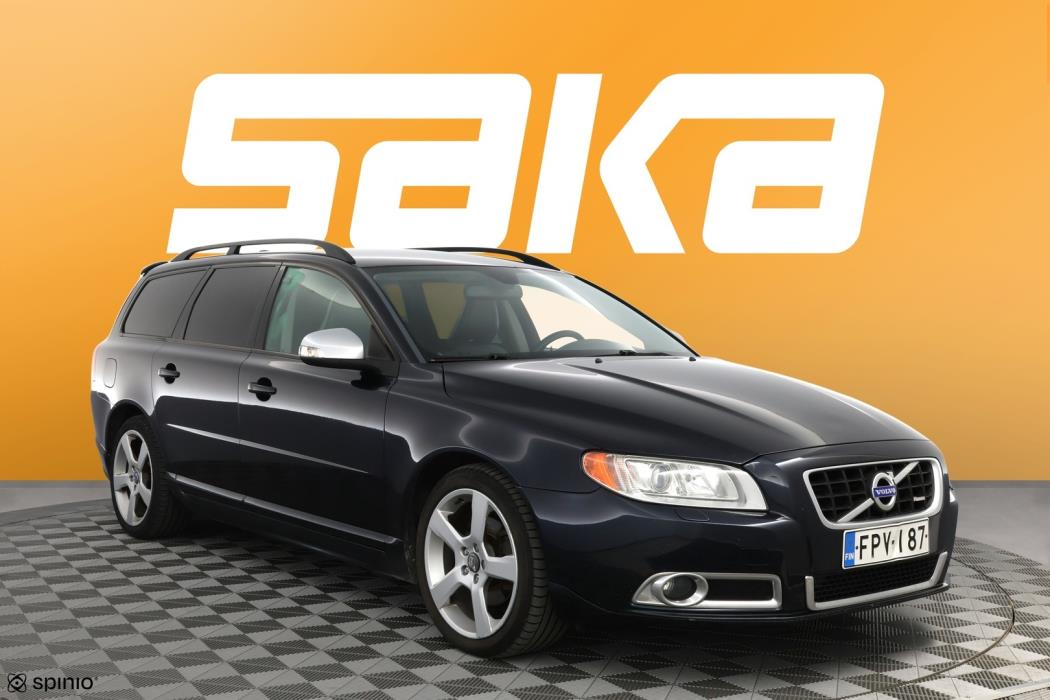VOLVO V70 2010