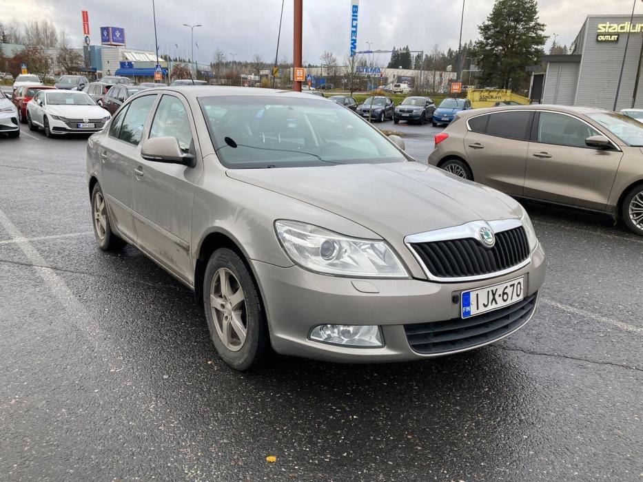 SKODA Octavia 2011