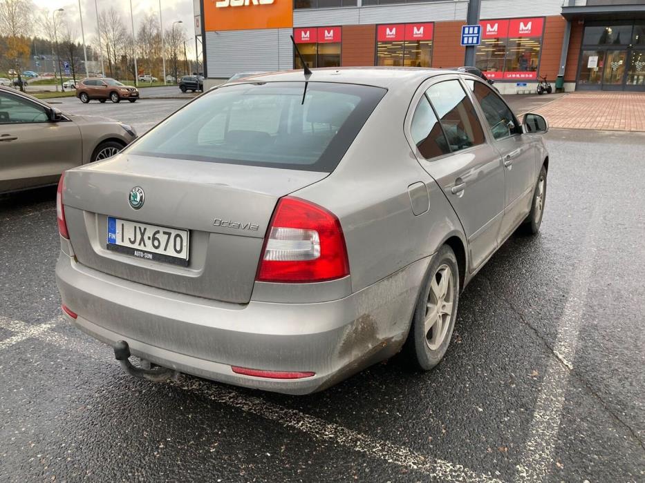 SKODA Octavia 2011