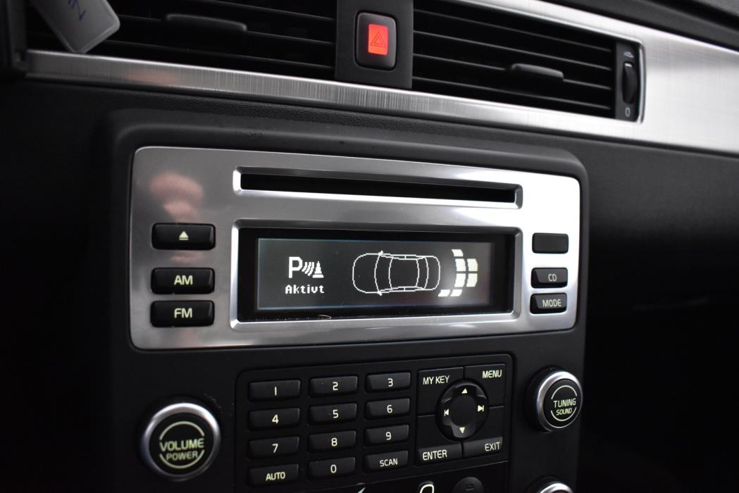 VOLVO V70 2009