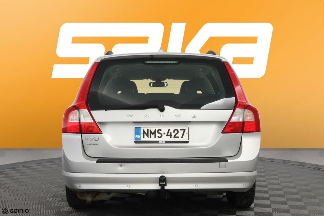 VOLVO V70 2009