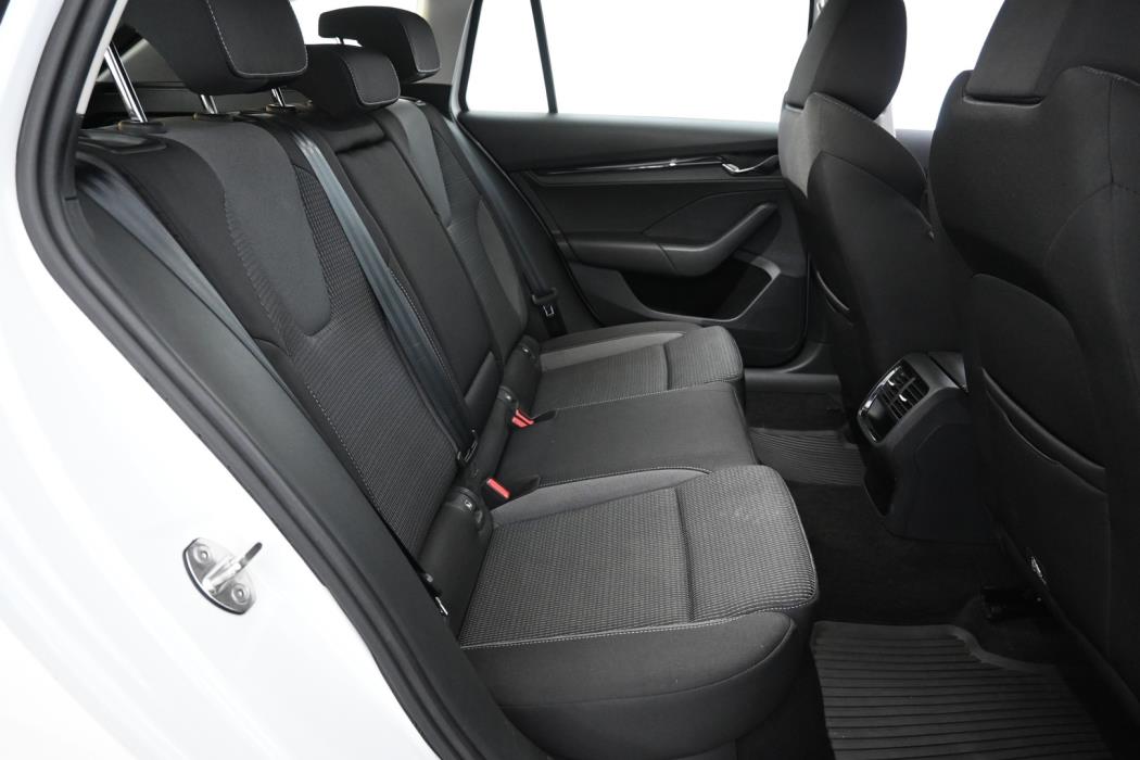 SKODA Octavia 2023