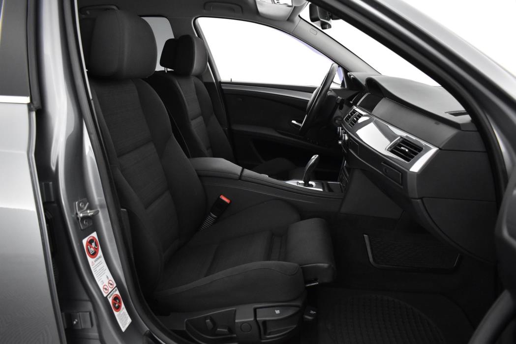 BMW 520 2009