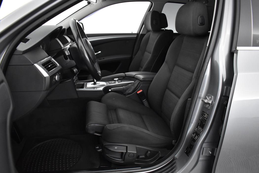 BMW 520 2009