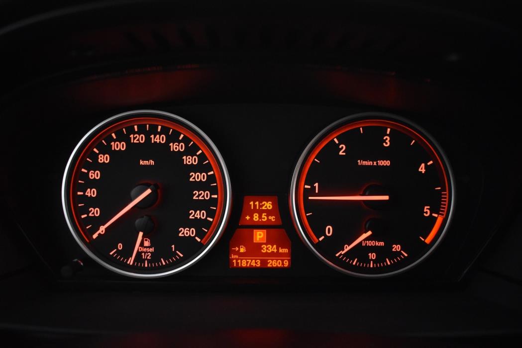 BMW 520 2009