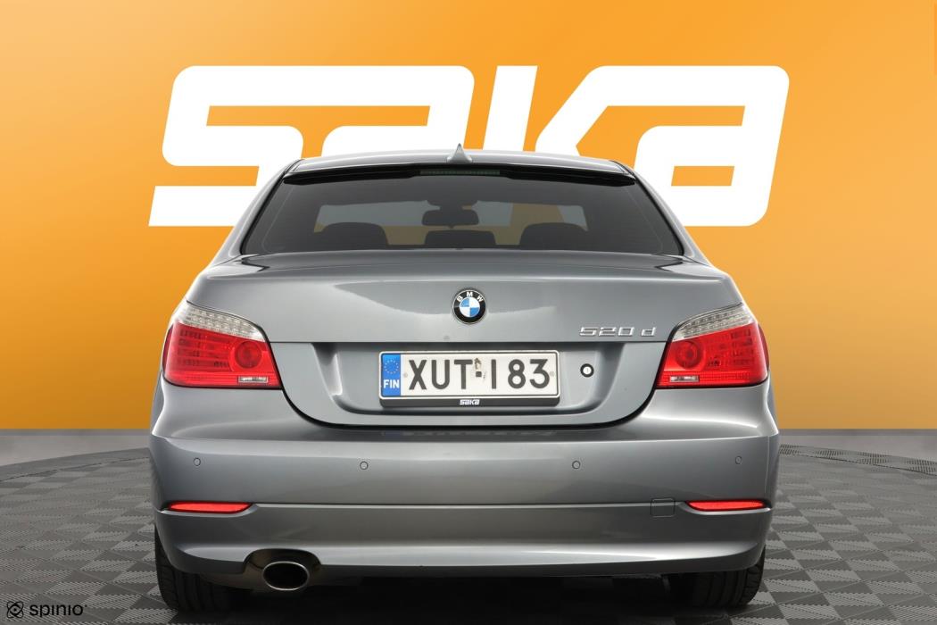 BMW 520 2009