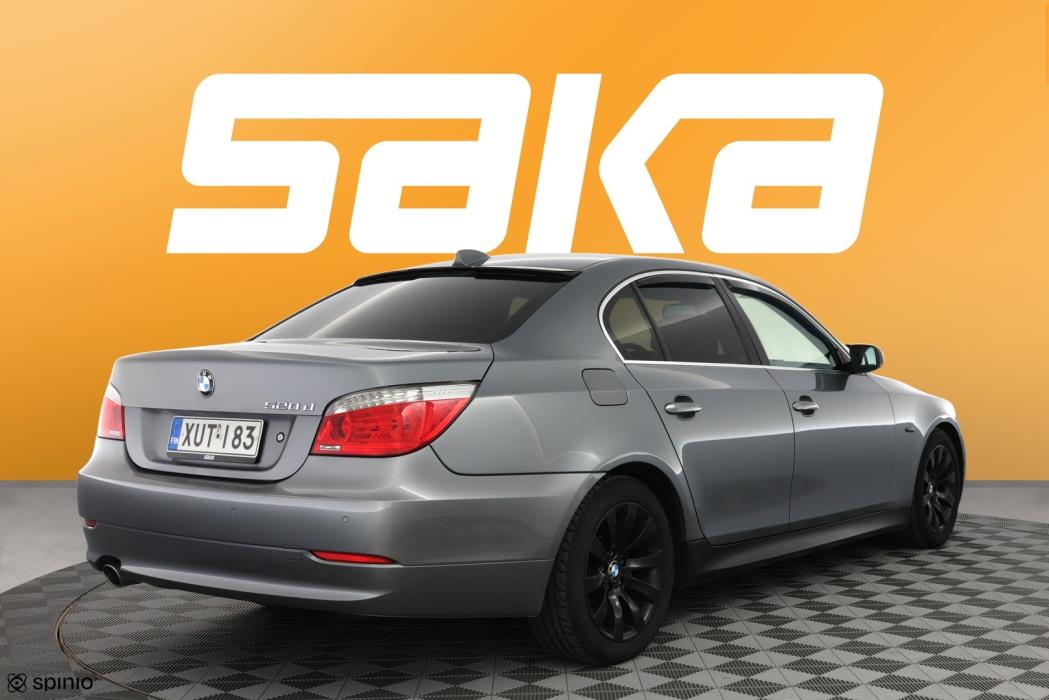 BMW 520 2009