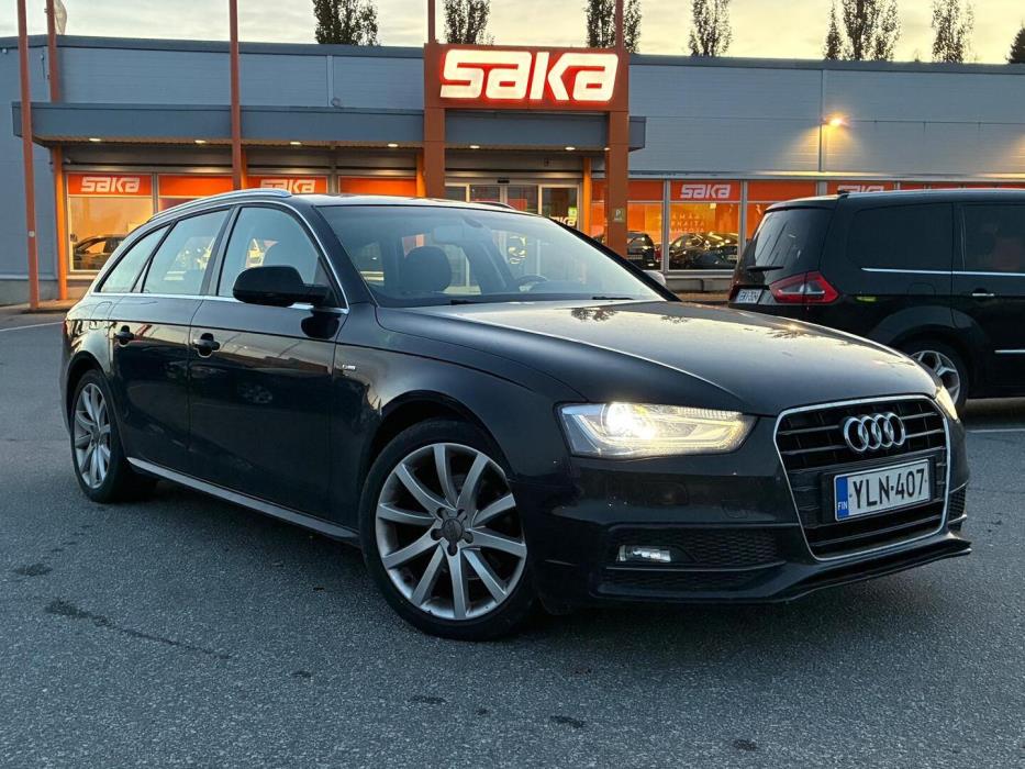 AUDI A4 2015