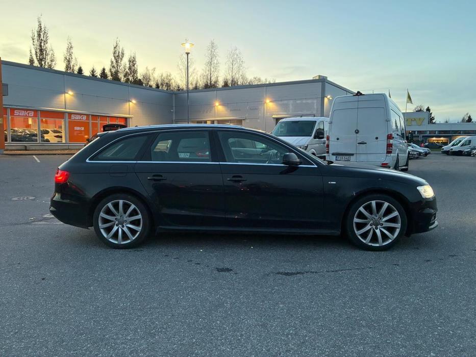 AUDI A4 2015