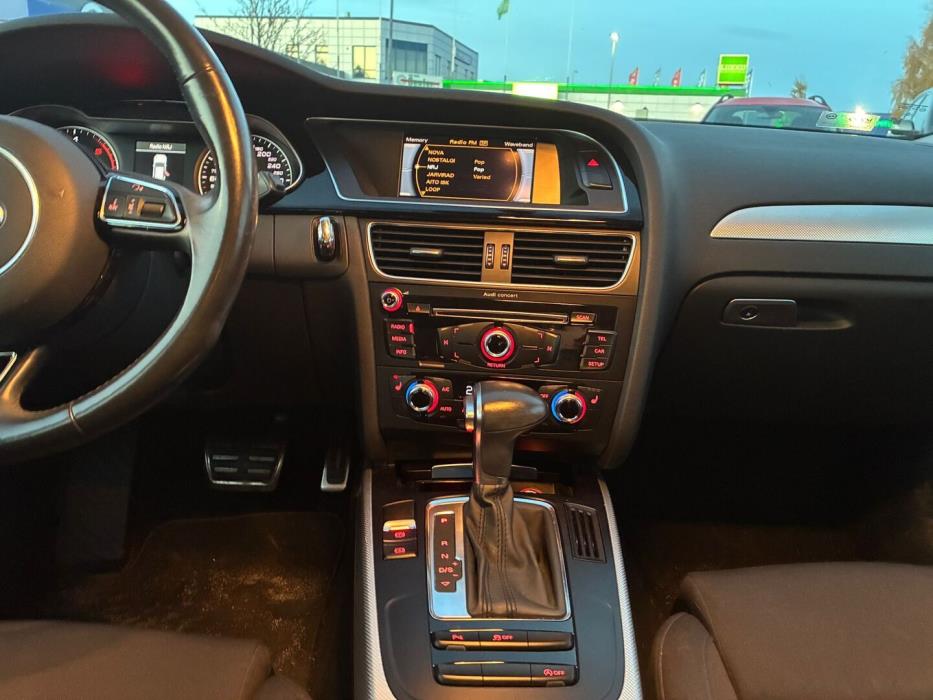 AUDI A4 2015