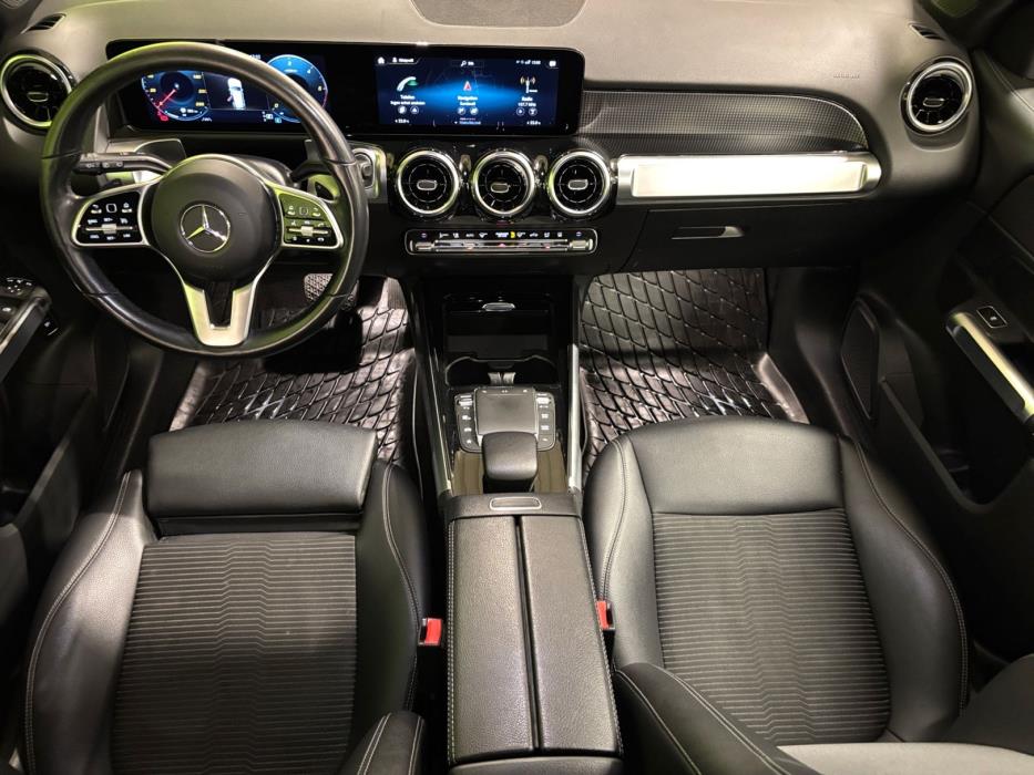 Mercedes-Benz GLB 2023
