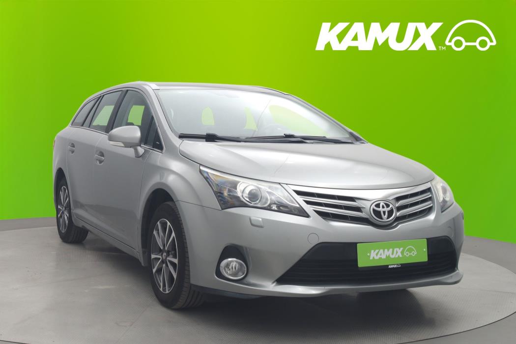 Toyota Avensis 2012