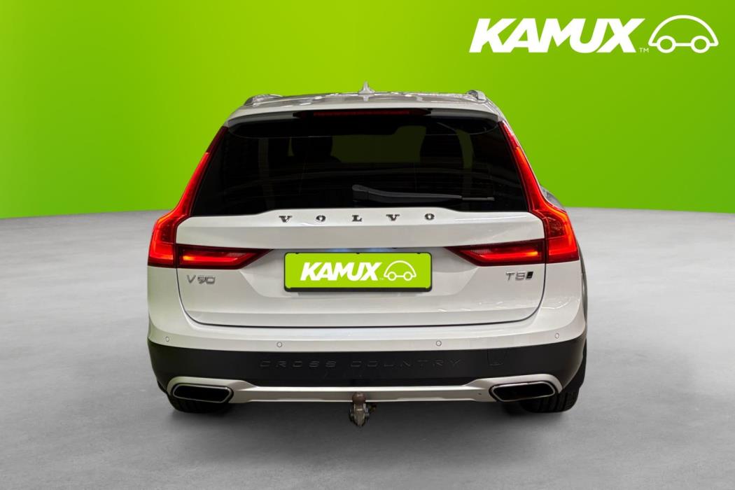 Volvo V90 Cross Country 2018