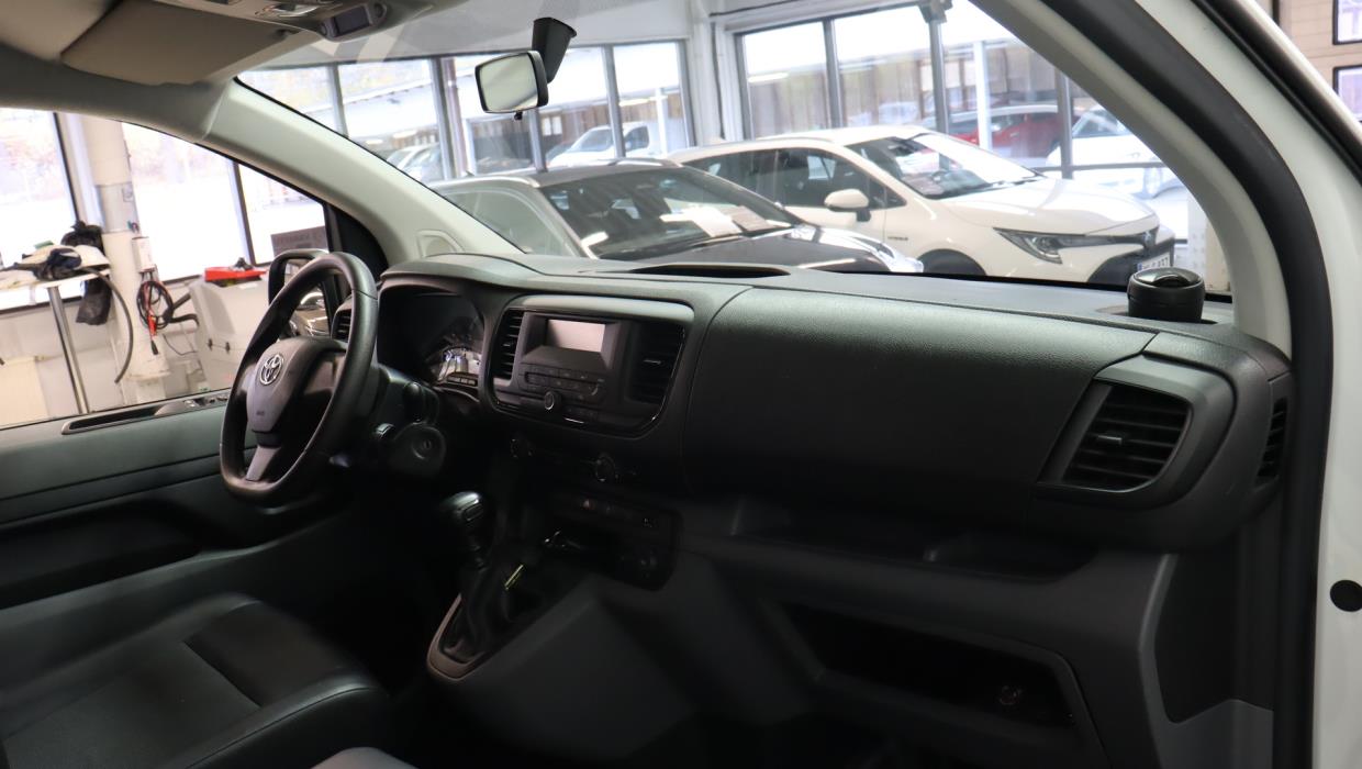TOYOTA Proace 2018